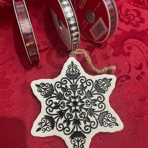 Stanley Black and White Ceramic Snowflake Ornament & 3 rolls checkered ribbon